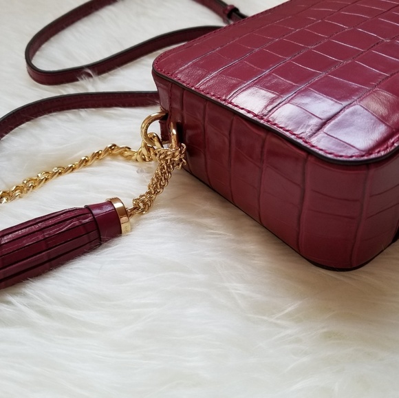 💥SOLD💥NEW! Michael Kors Ginny Crossbody Mulberry - Picture 4 of 7